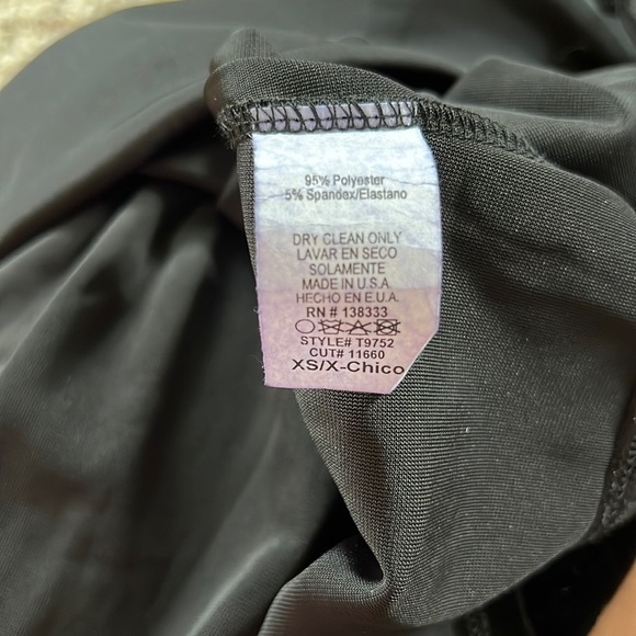 Fashion Nova Festive Off The Shoulder Velvety Top Size XS Black Ruffle Trim - Picture 8 of 8